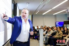 报告显示：AI是岗位重塑而非替